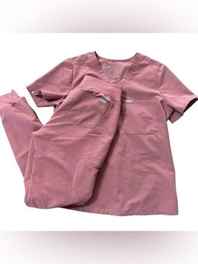 Figs Mauve Pink Scrub Set Size Medium/Small Tall Medical Uniform Nurse